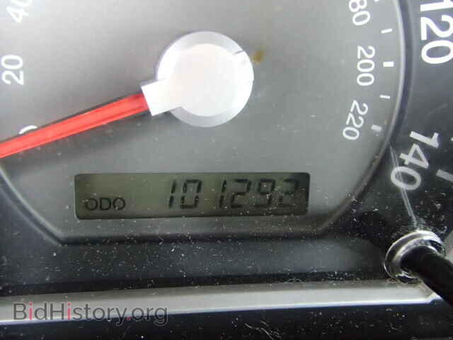 2007 KIA SORENTO - VIN: KNDJD736475709674 - Фото 8