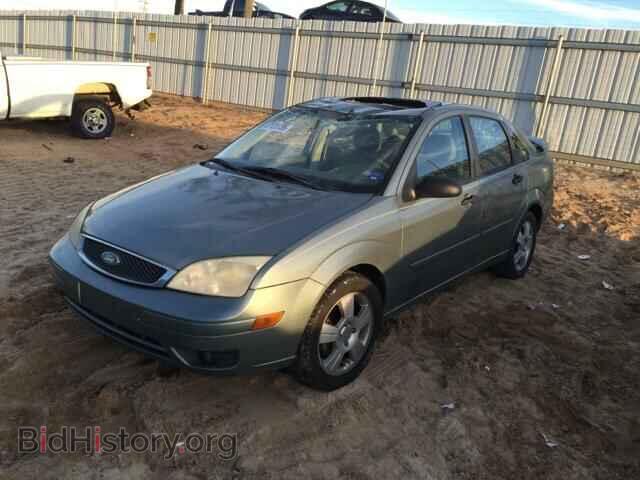 2005 FORD FOCUS - VIN: 1FAHP34N15W235572 - Фото 2