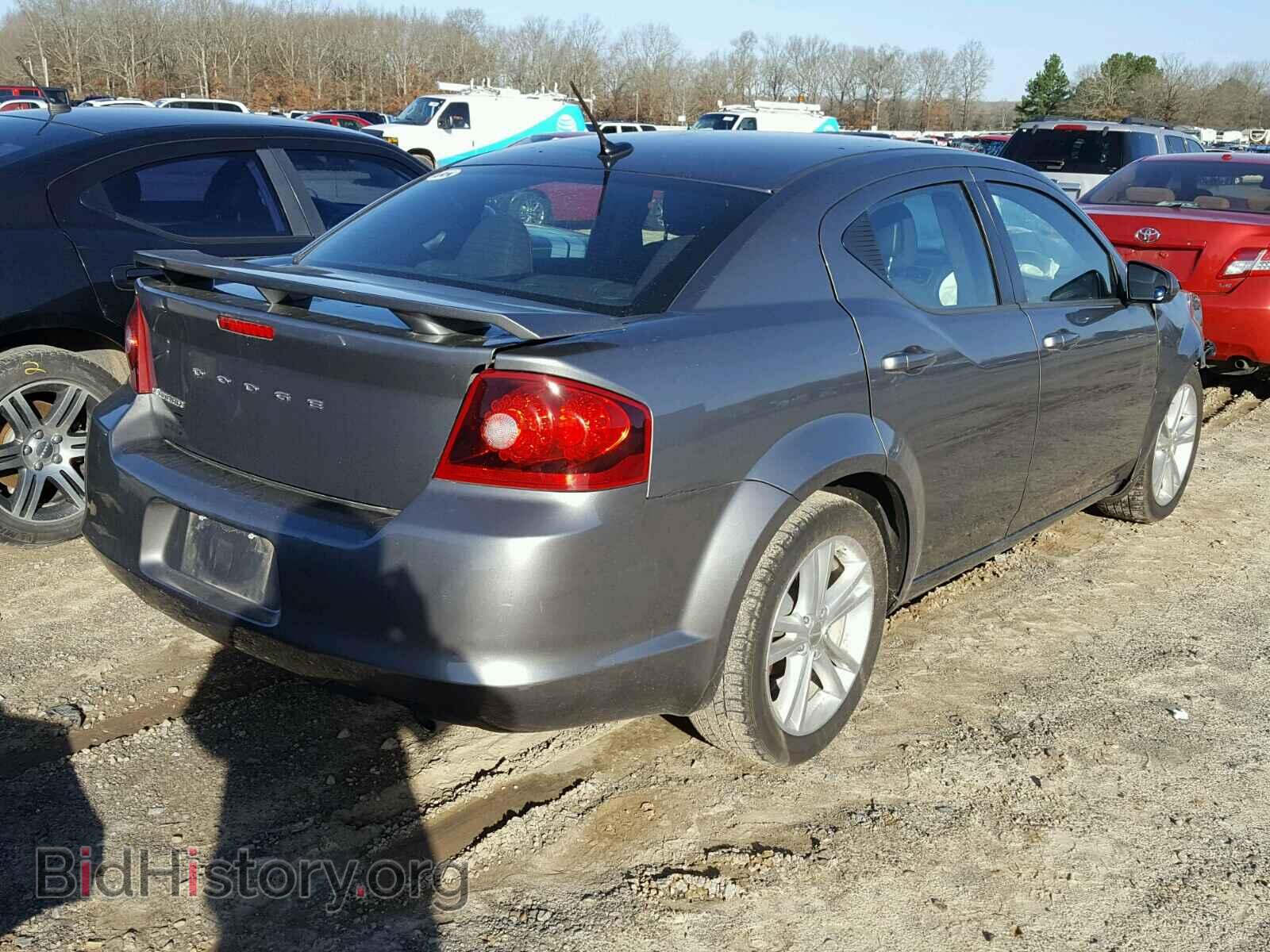 2011 DODGE AVENGER - VIN: 1B3BD1FG7BN620682 - Photo 4