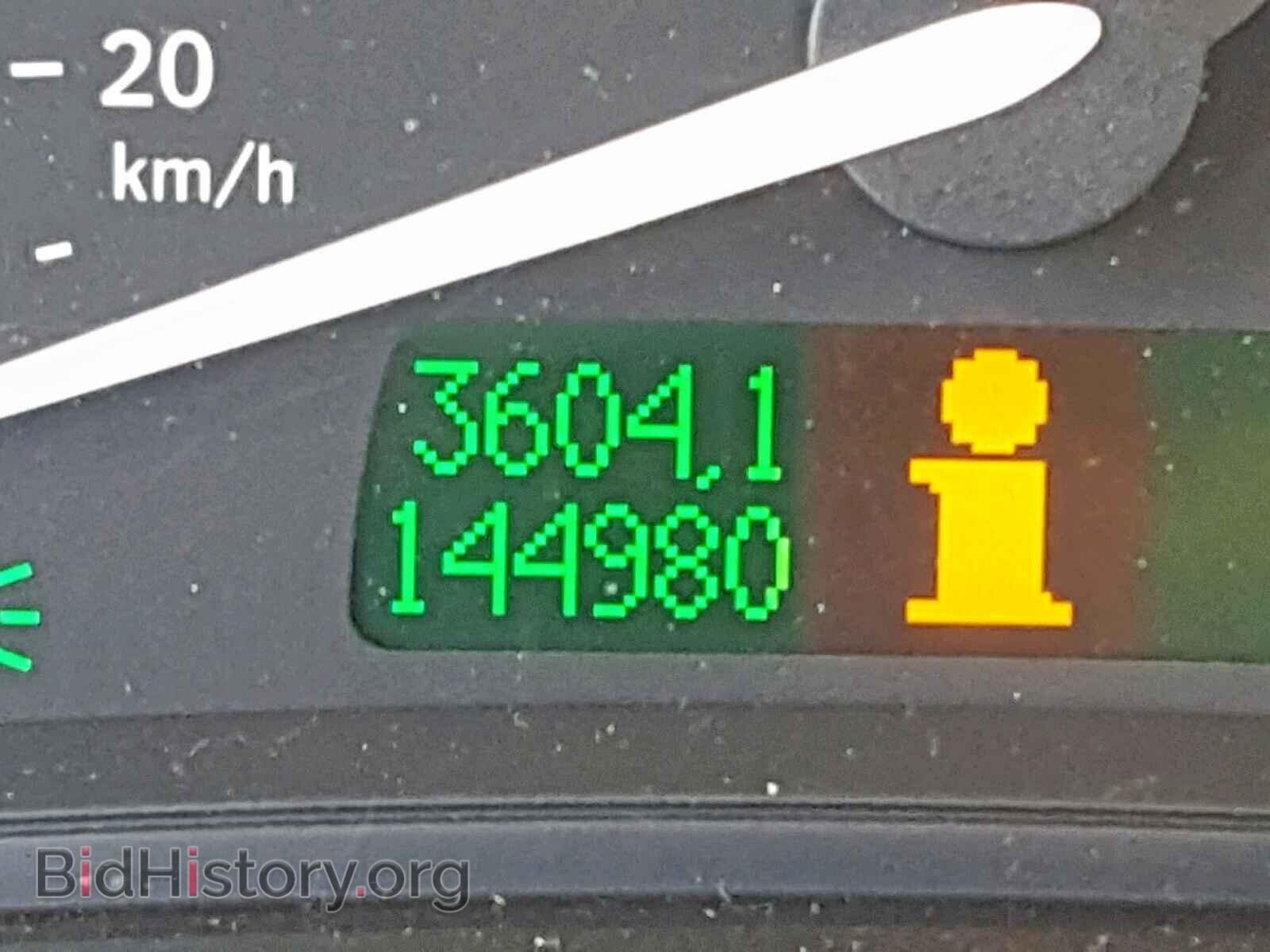 2004 SAAB 9 3 - VIN: YS3FB49S541038882 - Photo 8
