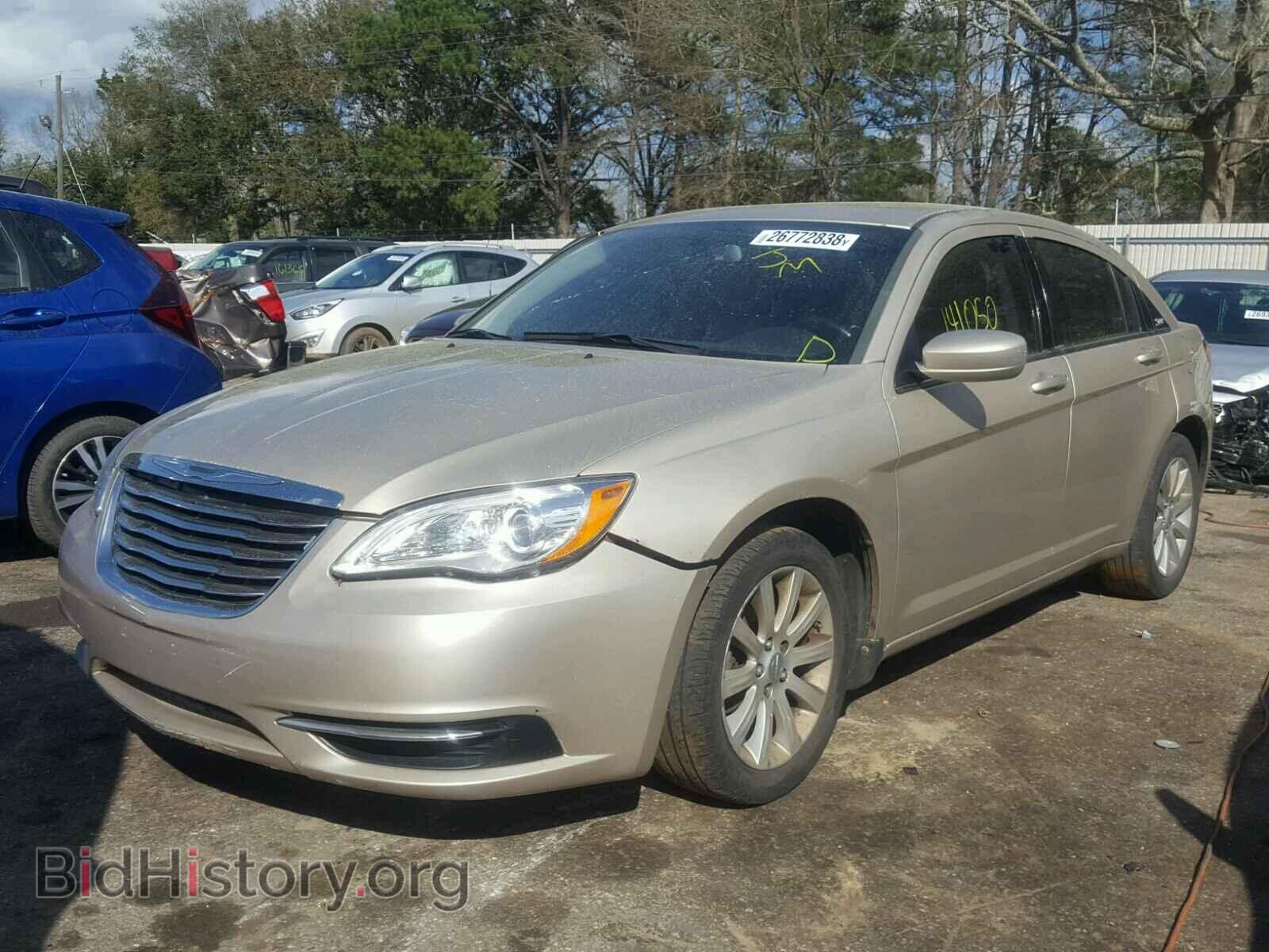 2013 CHRYSLER 200 - VIN: 1C3CCBBB7DN602468 - Фото 2