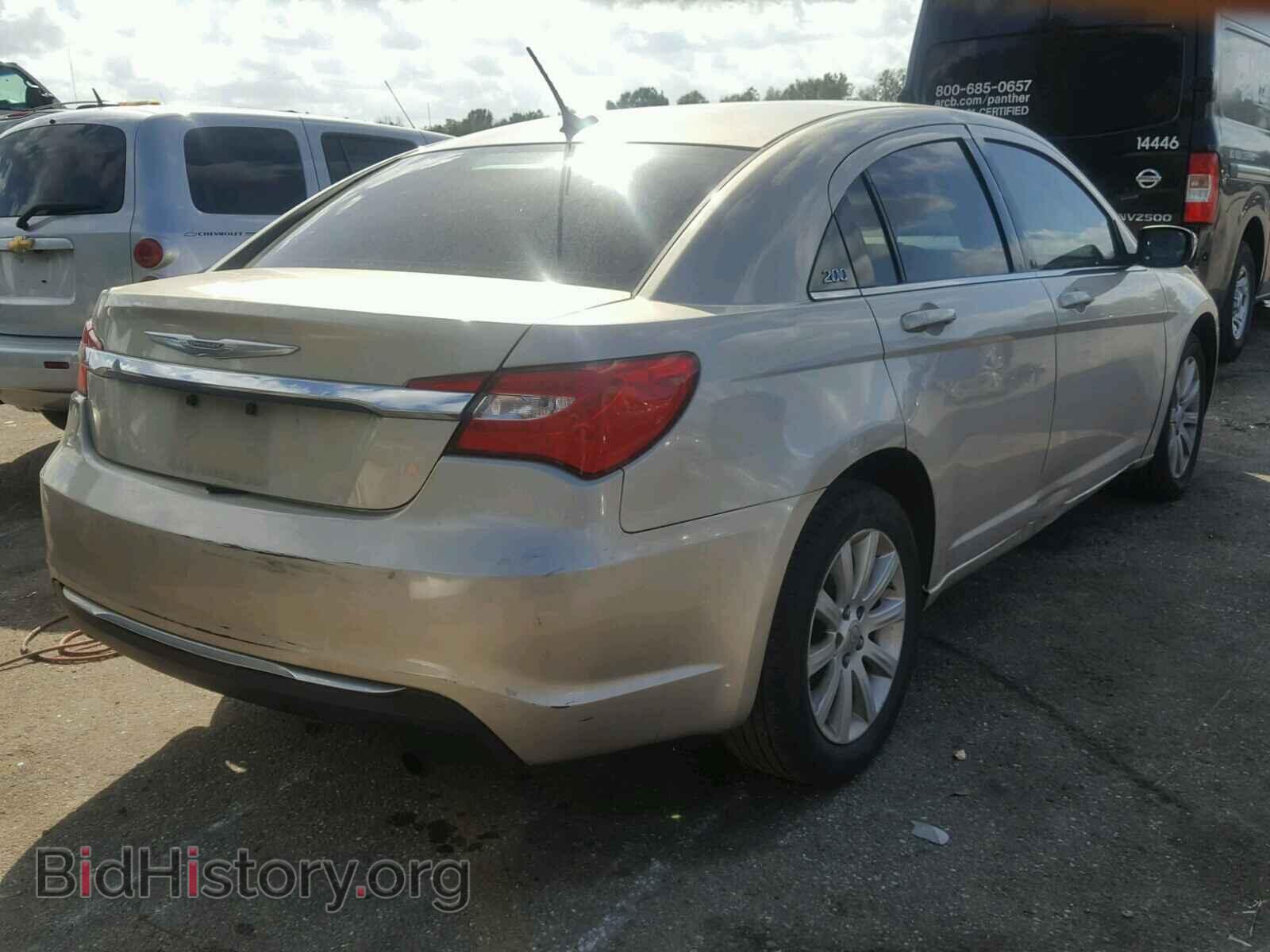 2013 CHRYSLER 200 - VIN: 1C3CCBBB7DN602468 - Фото 4