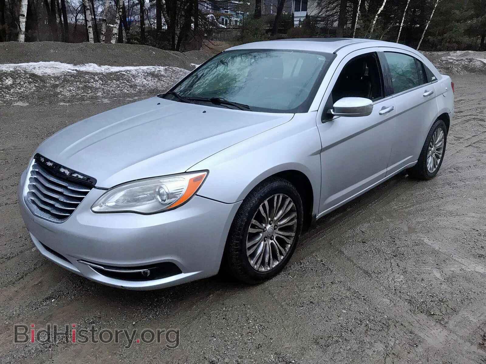 2011 CHRYSLER 200 - VIN: 1C3BC2FG8BN504399 - Photo 2