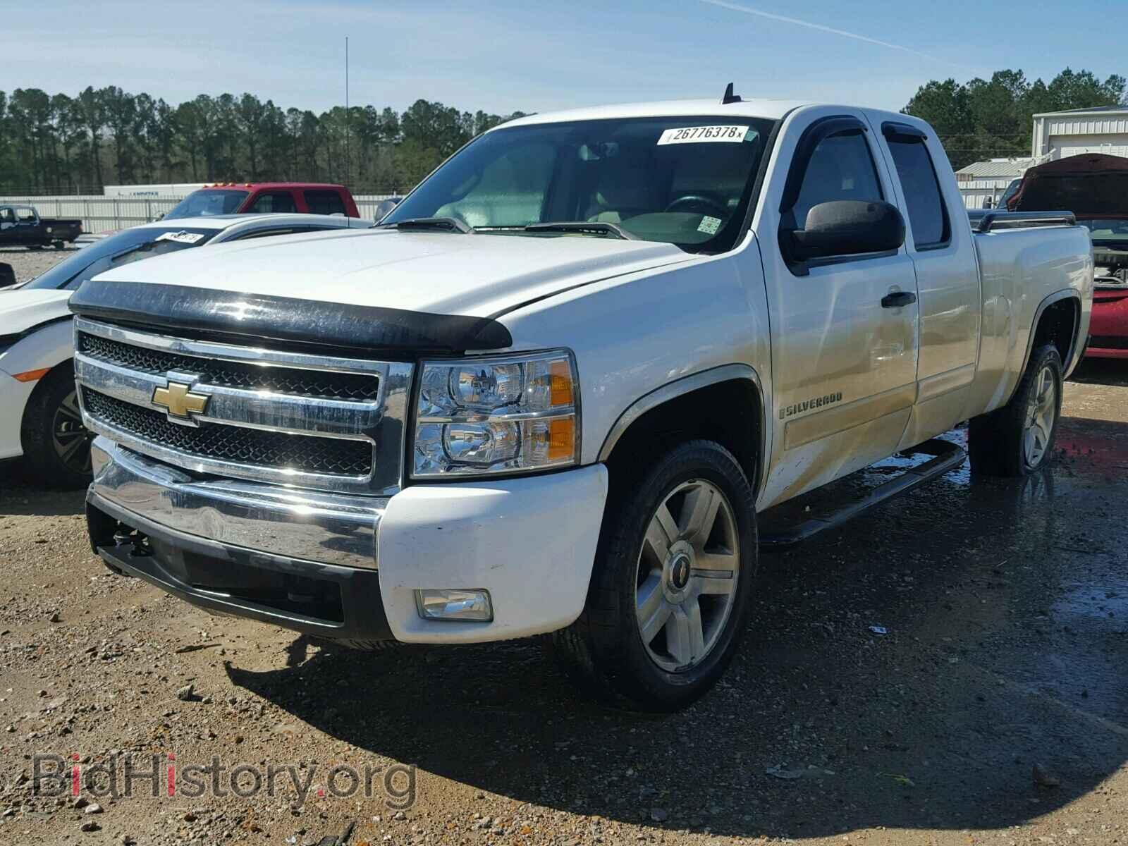 2007 CHEVROLET SILVERADO - VIN: 2GCEC19J171616223 - Photo 2