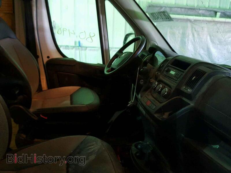 2017 RAM PROMASTER (VIN 3C6TRVDG2HE512571) — photo 5 of 10