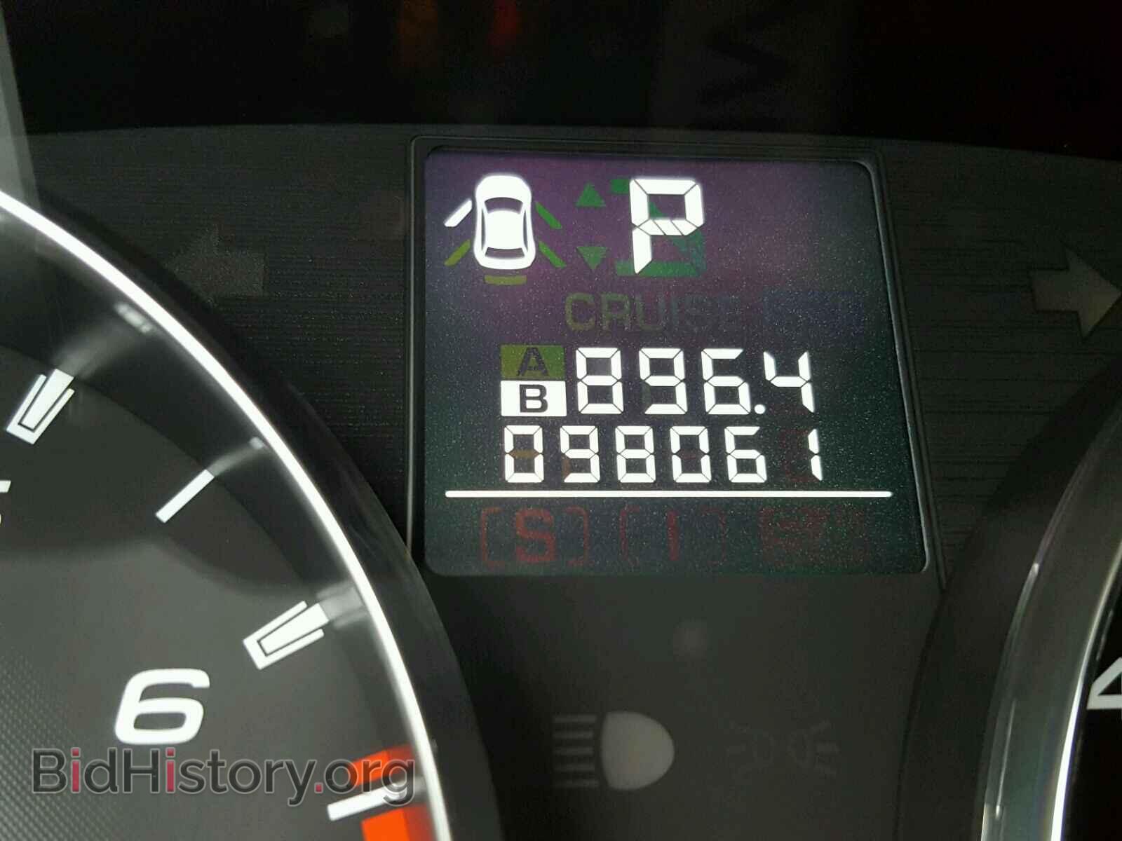 2011 SUBARU OUTBACK - VIN: 4S4BRBLC9B3443406 - Photo 8