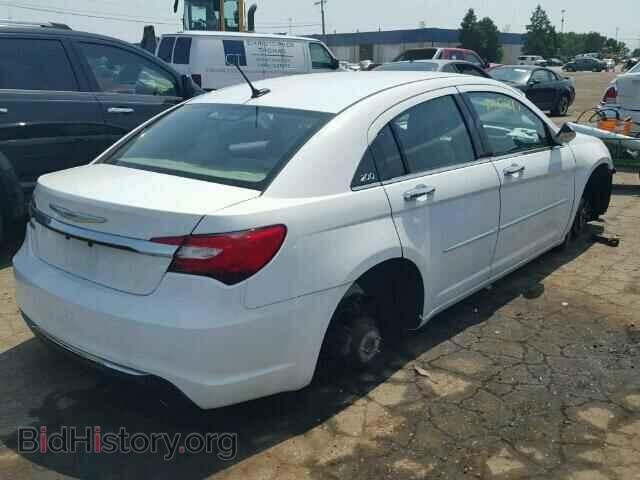 2013 CHRYSLER 200 - VIN: 1C3CCBCG9DN607892 - Фото 4