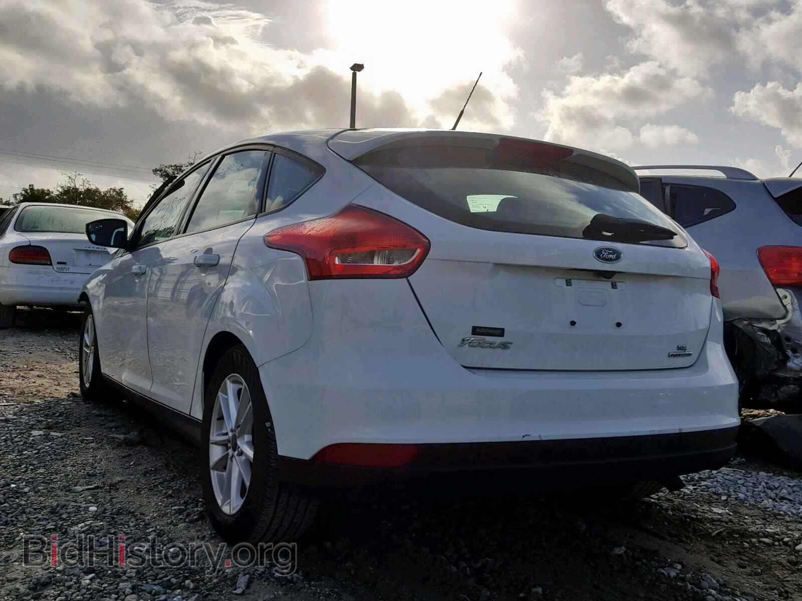 2016 FORD FOCUS SE - VIN: 1FADP3K29GL320428 - Фото 3