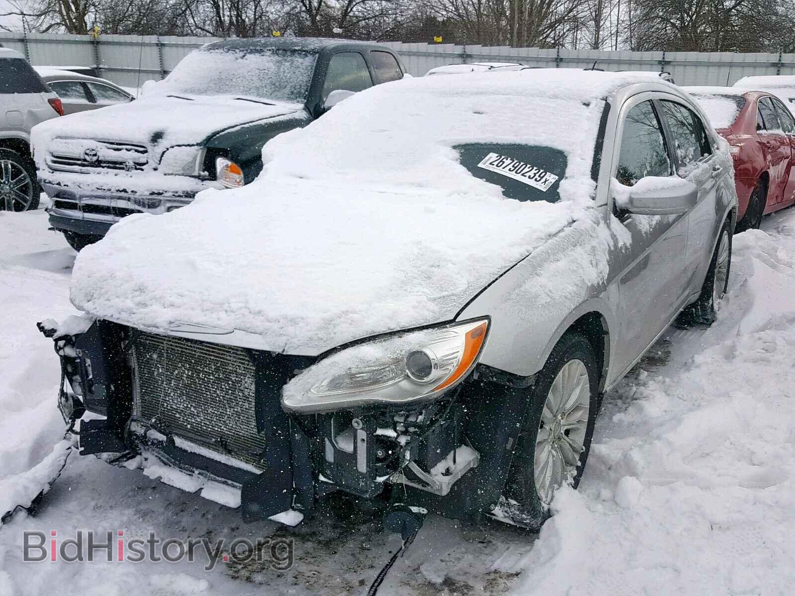 2012 CHRYSLER 200 - VIN: 1C3CCBAB5CN100610 - Photo 2