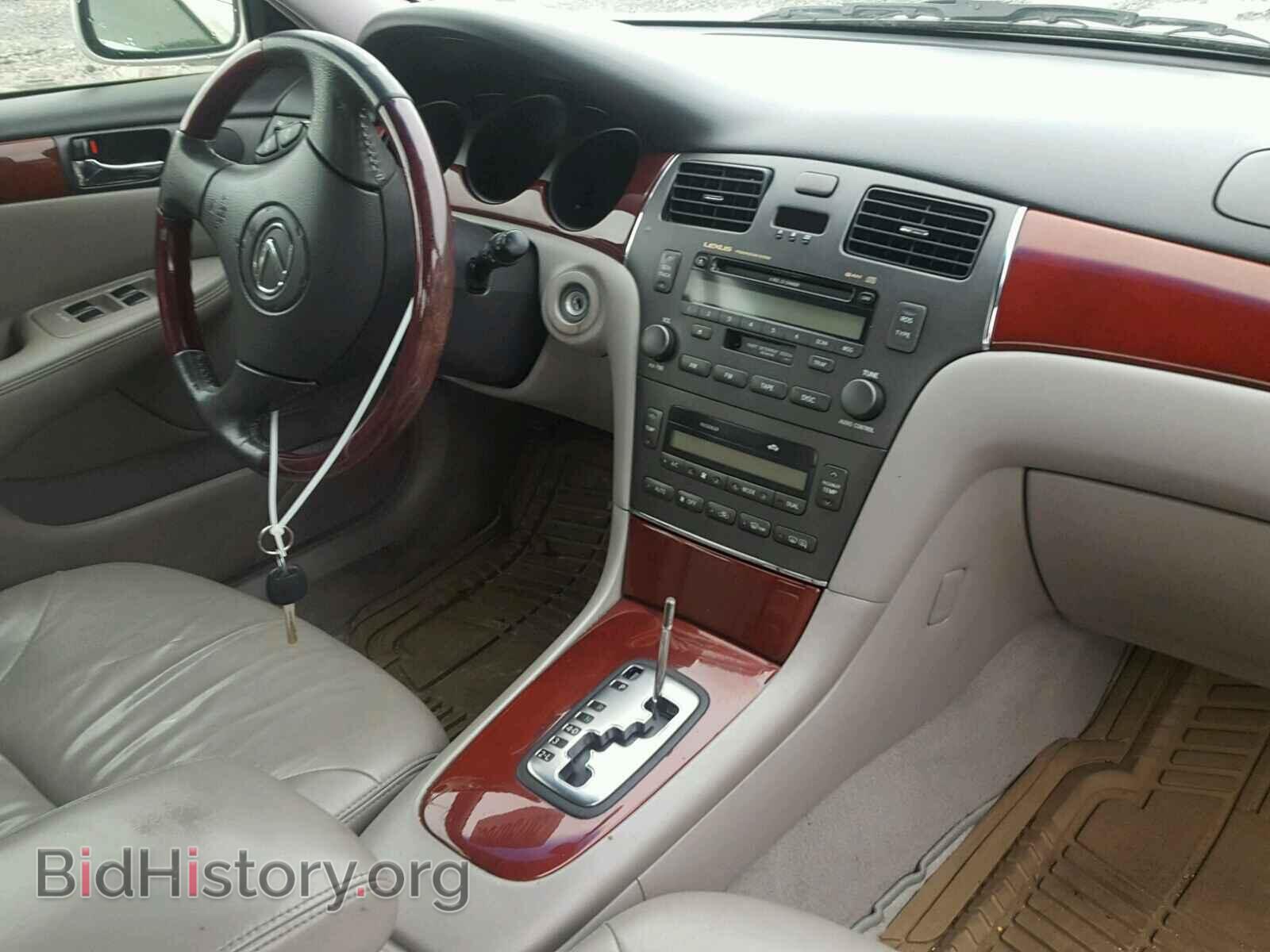 2002 LEXUS ES300 - VIN: JTHBF30G420079955 - Фото 9