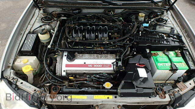 2000 NISSAN MAXIMA - VIN: JN1CA31AXYT028985 - Photo 7