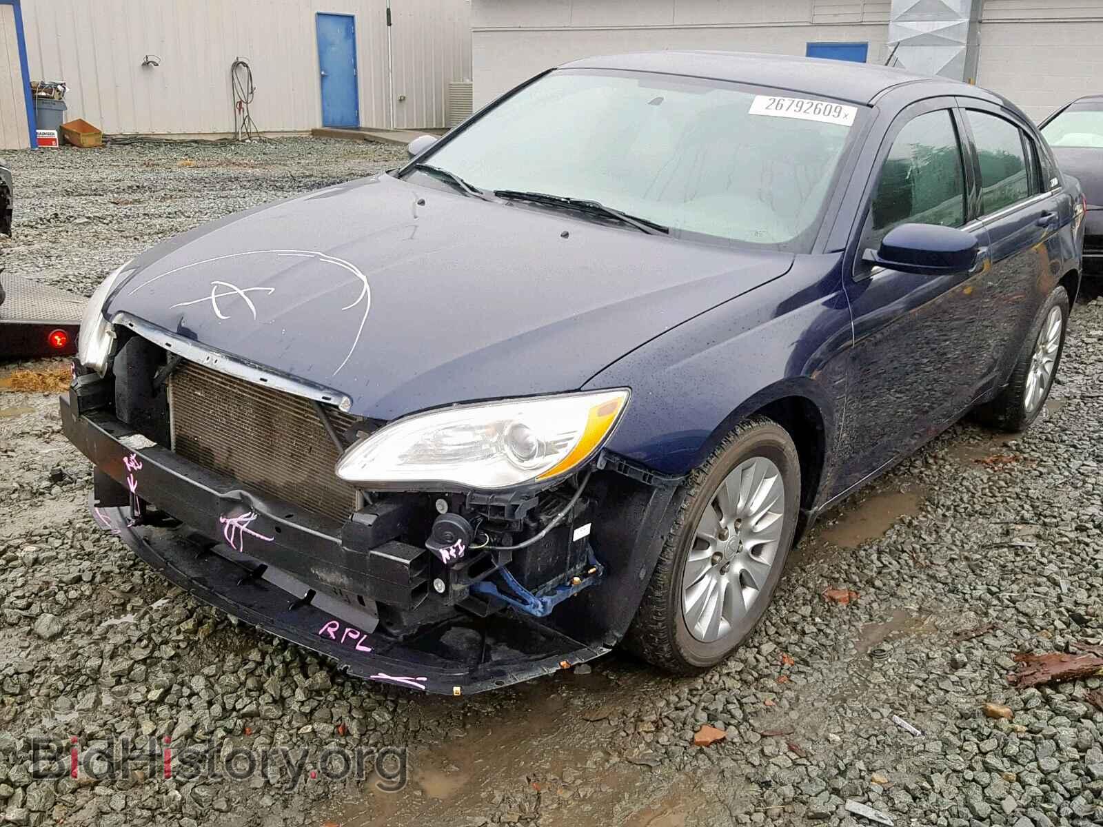2014 CHRYSLER 200 - VIN: 1C3CCBAB0EN209320 - Фото 2