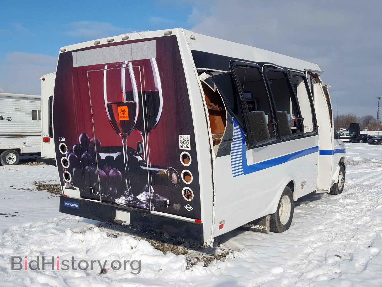 2016 FORD ECONOLINE - VIN: 1FDXE4FS7GDC33128 - Фото 4