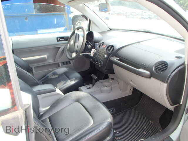 2005 VOLKSWAGEN BEETLE - VIN: 3VWCD31Y45M369582 - Фото 9