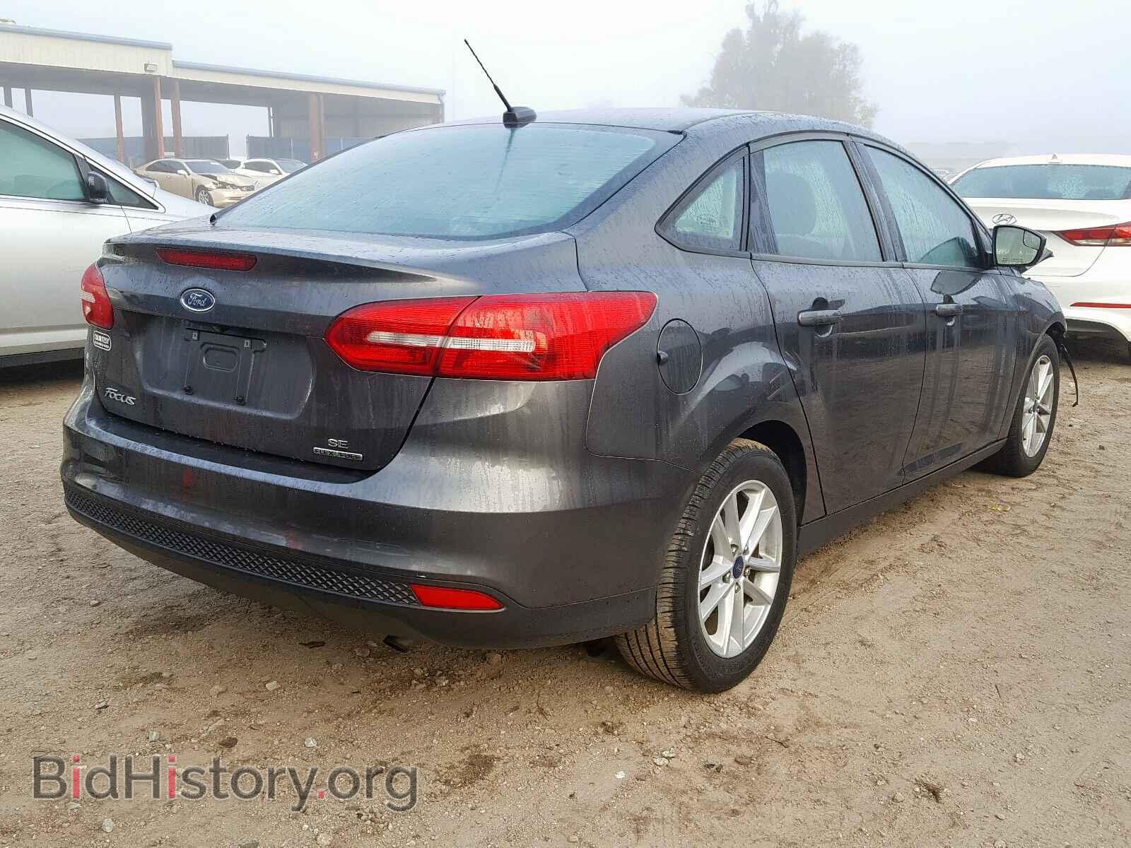 2016 FORD FOCUS SE - VIN: 1FADP3F22GL266464 - Фото 4
