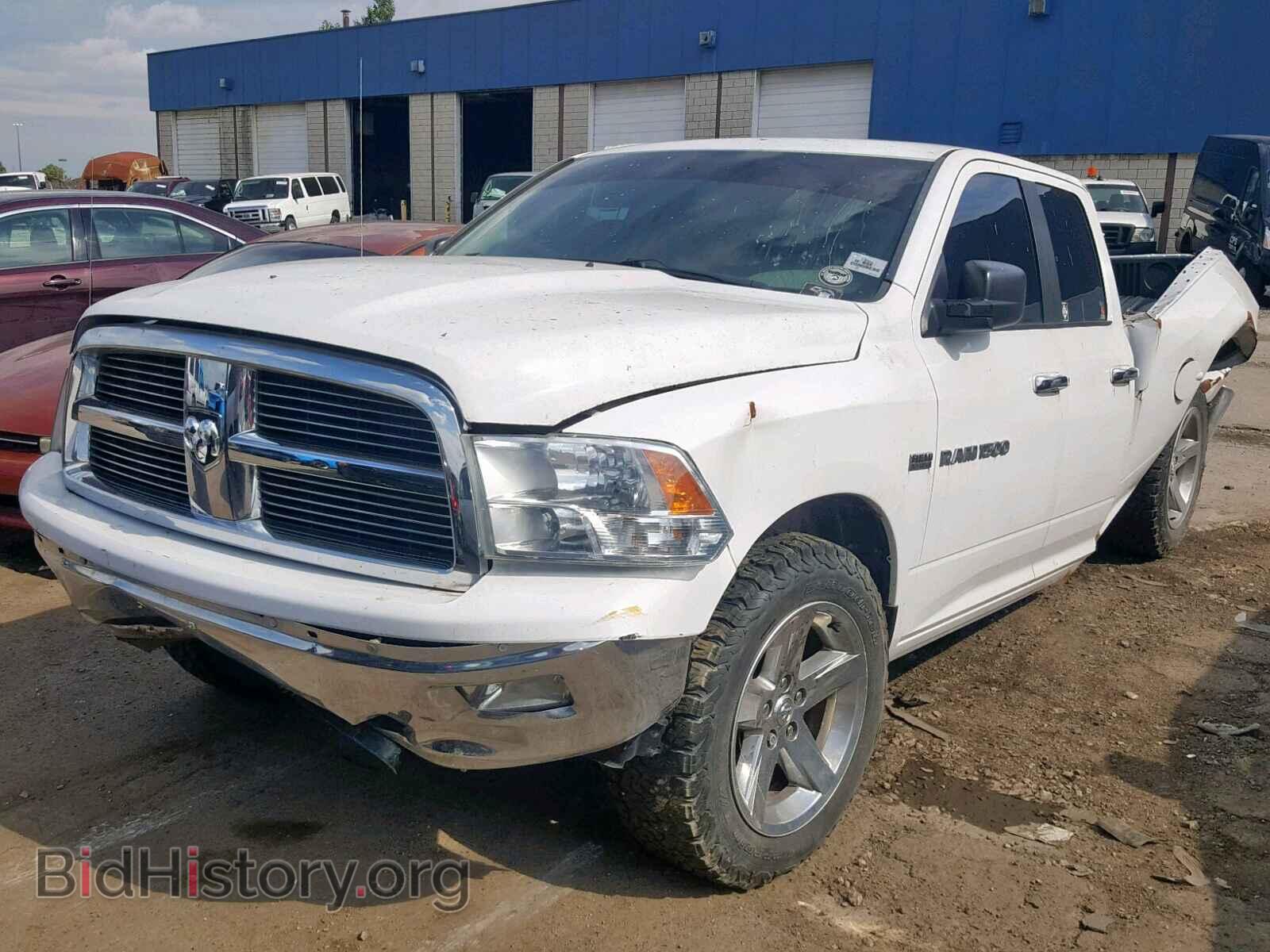 2011 DODGE RAM 1500 - VIN: 1D7RV1GT2BS704745 - Фото 2