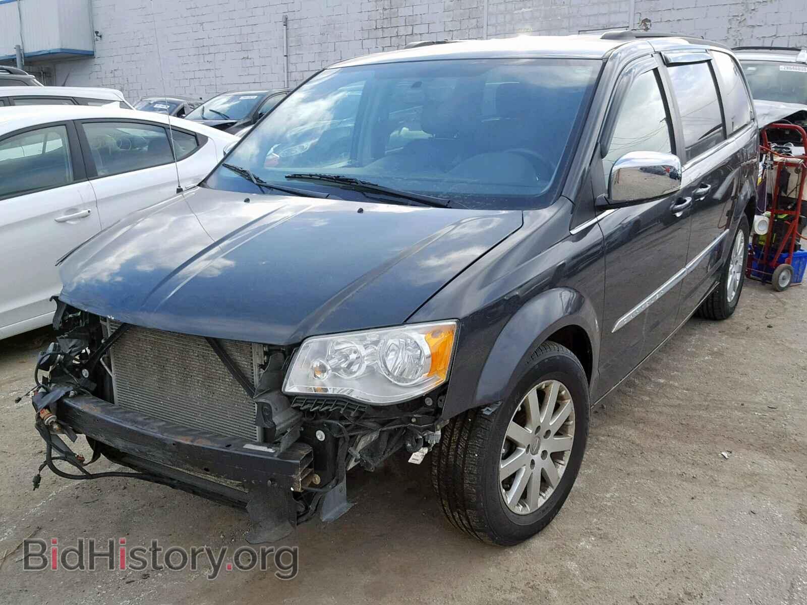2011 CHRYSLER TOWN & COU - VIN: 2A4RR8DG9BR802021 - Фото 2