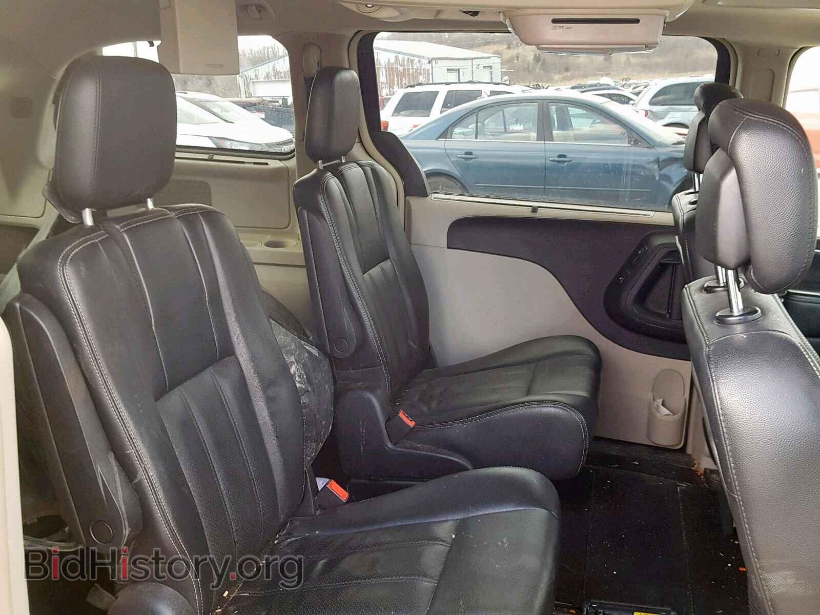 2011 CHRYSLER TOWN & COU - VIN: 2A4RR8DG9BR802021 - Фото 6