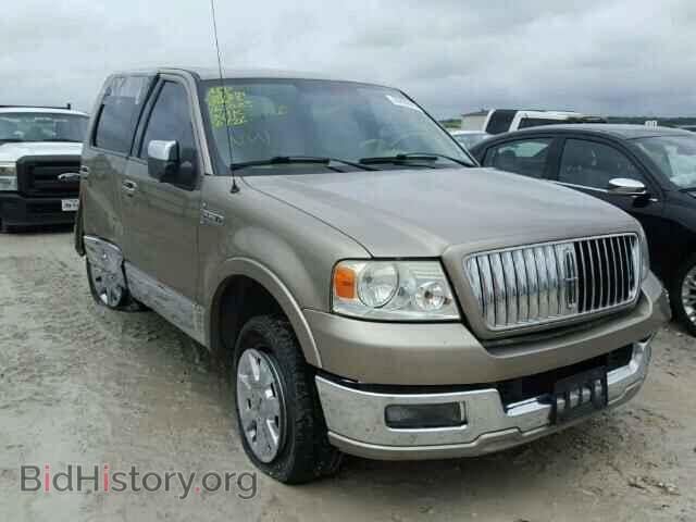 Photo 5LTPW16526FJ06782 - LINCOLN MARK LT 2006