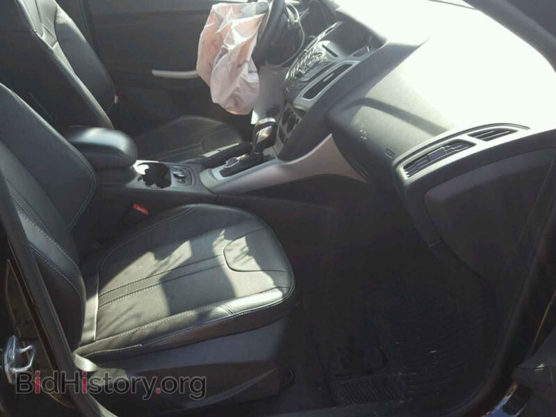 2014 Ford FOCUS (VIN 1FADP3F29EL371855) — фото 5 из 10