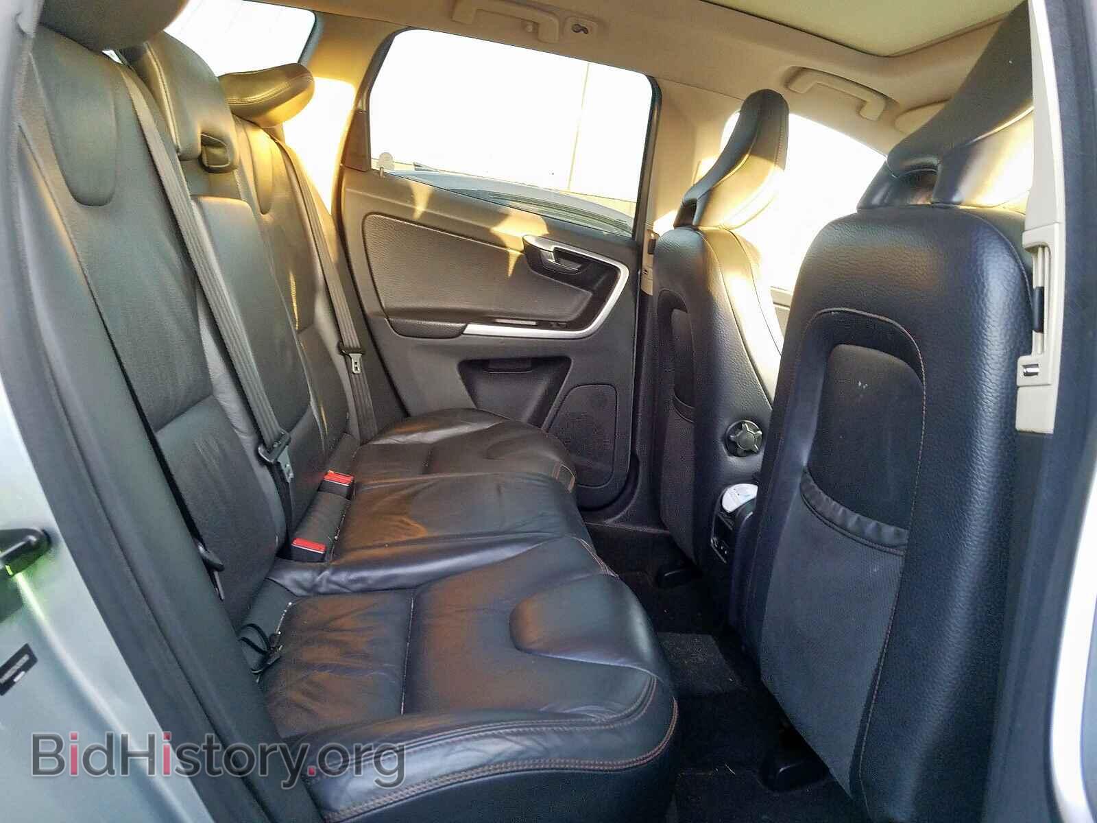 2010 VOLVO XC60 - VIN: YV4992DZ2A2020383 - Фото 6