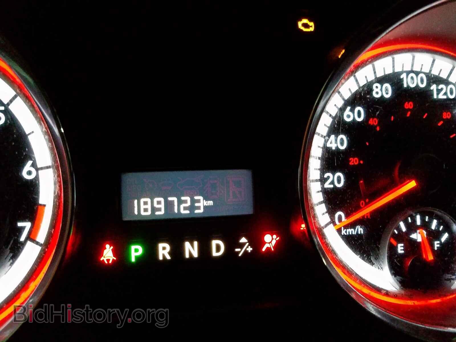 2011 DODGE CARAVAN - VIN: 2D4RN4DG1BR761929 - Photo 8