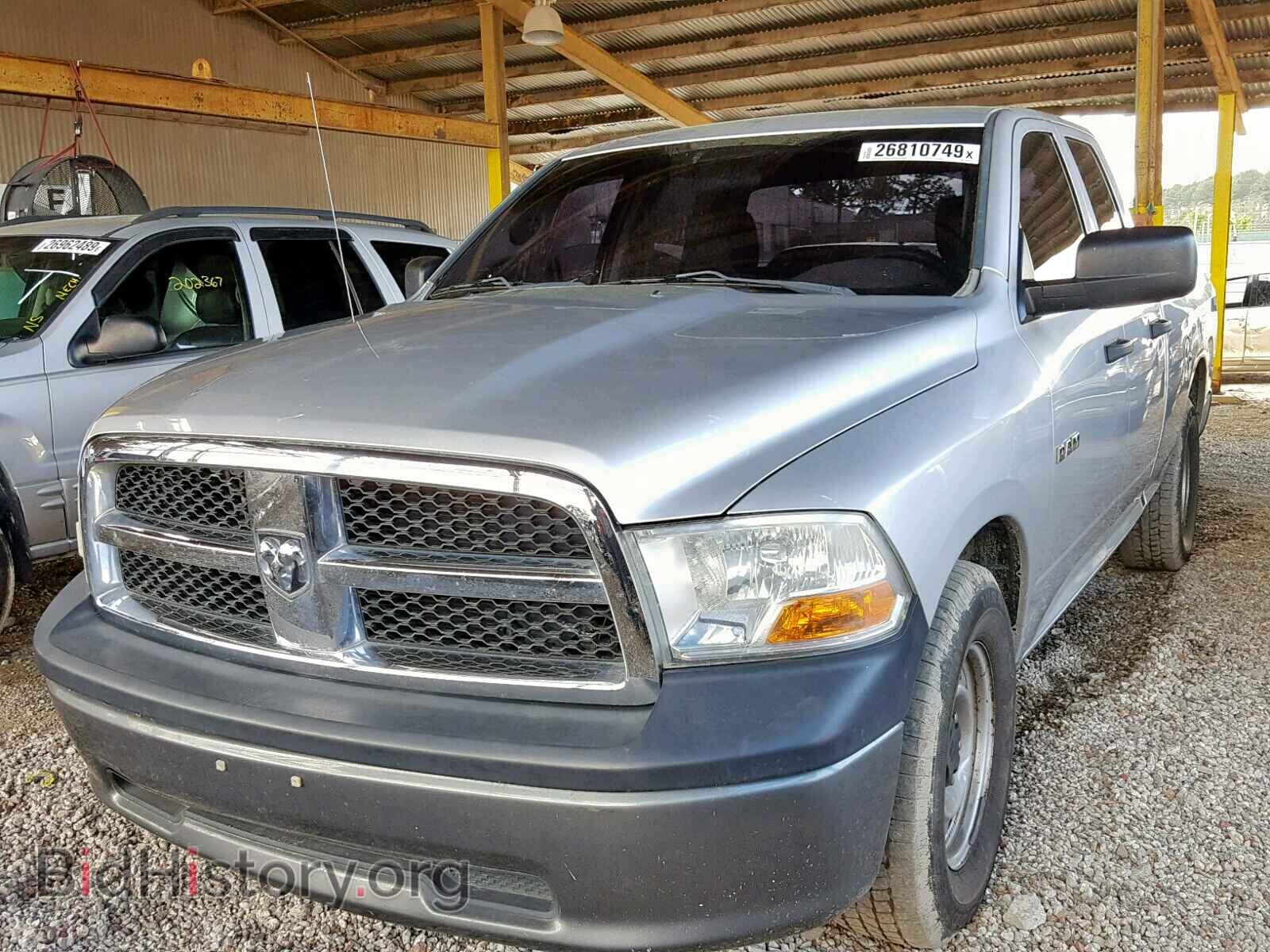 2010 DODGE RAM 1500 - VIN: 1D7RB1GP1AS244942 - Фото 2