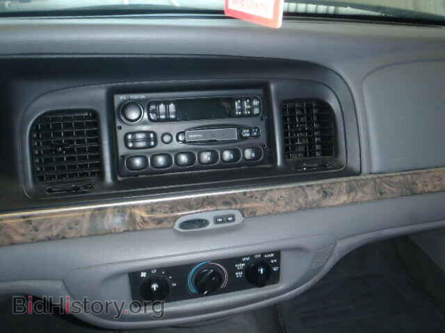 2000 FORD CROWN VIC - VIN: 2FAFP73W9YX185490 - Фото 9