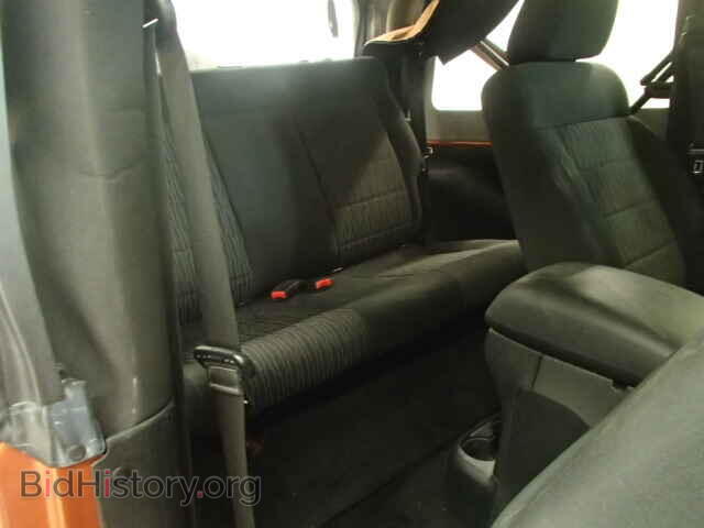 2011 JEEP WRANGLER - VIN: 1J4AA2D17BL537511 - Фото 6