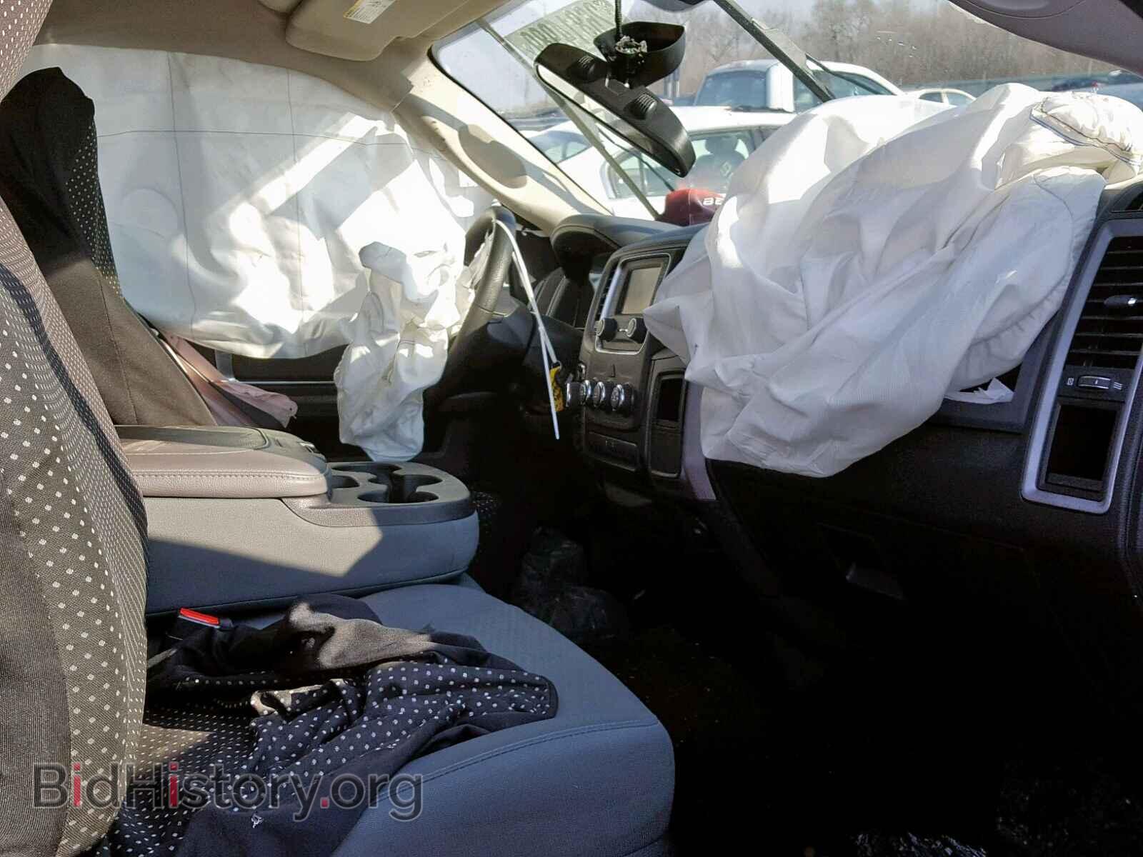 2016 RAM 1500 ST - VIN: 3C6JR7AG0GG366679 - Фото 5