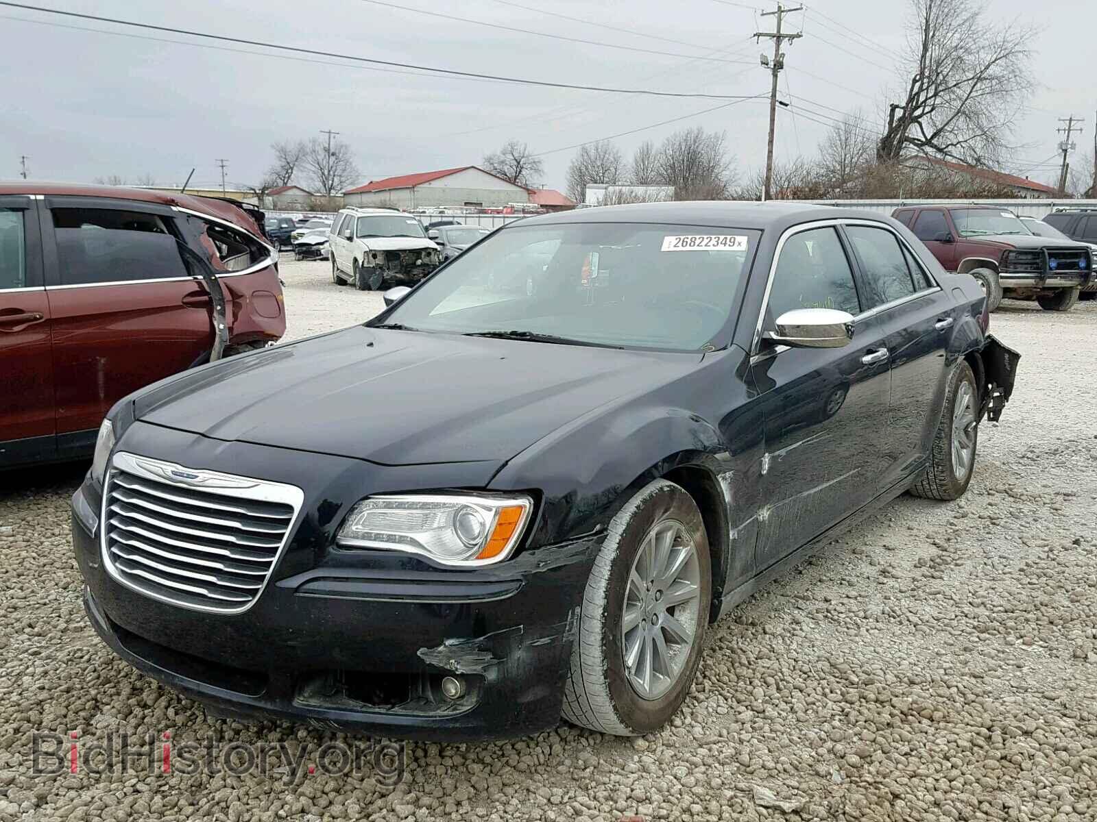 2013 CHRYSLER 300 - VIN: 2C3CCAET4DH650033 - Фото 2