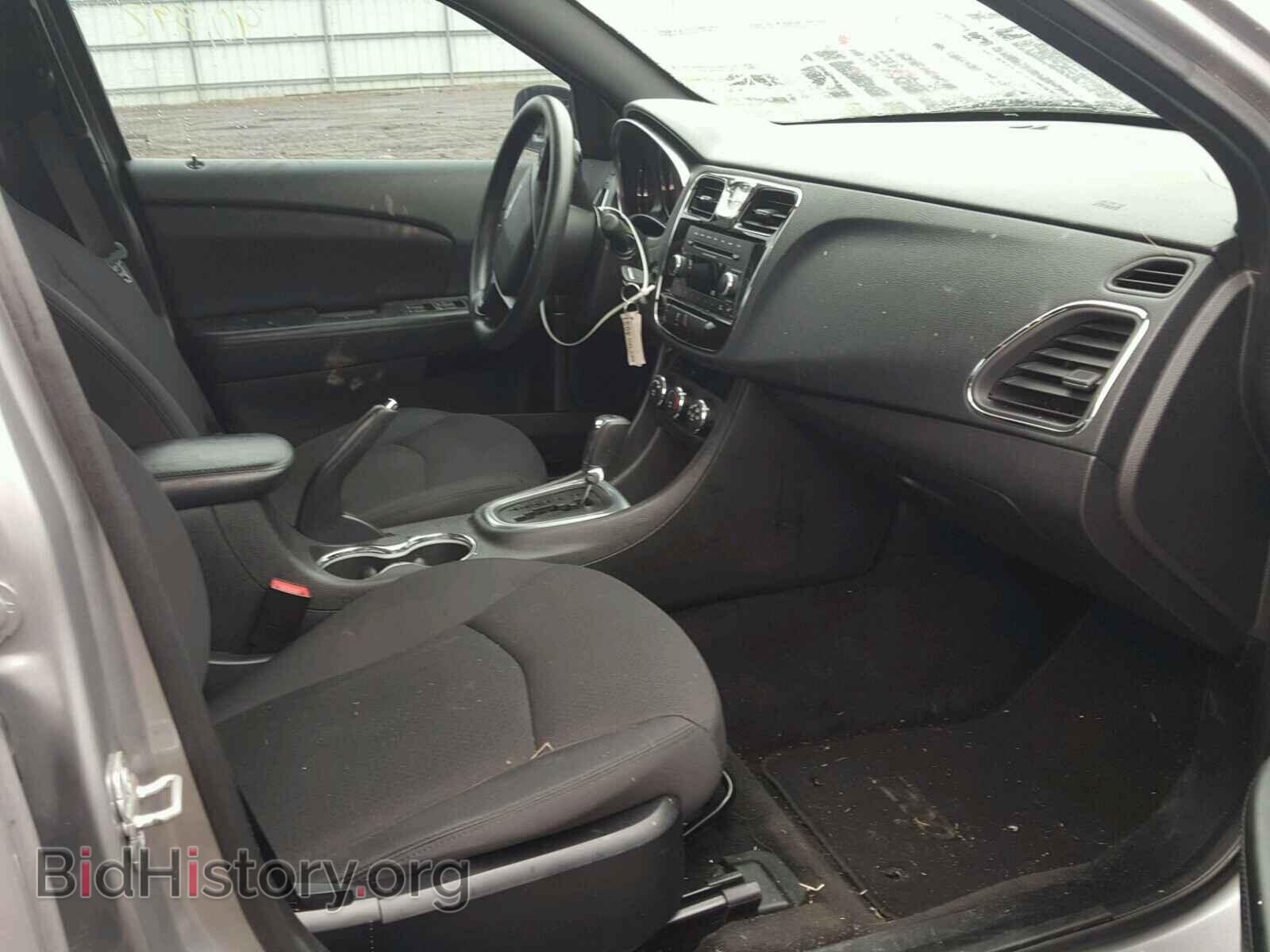 2014 CHRYSLER 200 - VIN: 1C3CCBAB3EN208887 - Фото 5