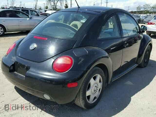 2000 VOLKSWAGEN BEETLE - VIN: 3VWCD21C3YM433825 - Фото 4