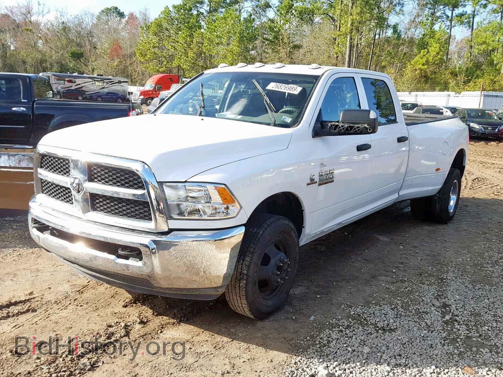 2017 RAM 3500 ST - VIN: 3C63RPGL5HG757552 - Фото 2
