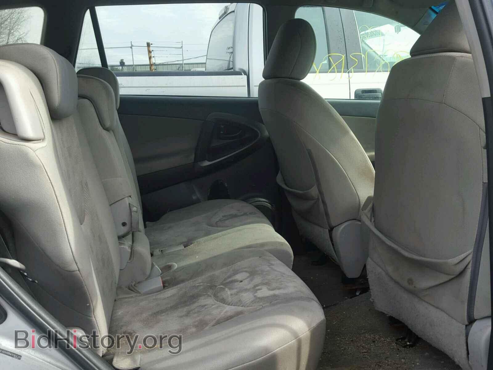 2011 TOYOTA RAV4 - VIN: 2T3BF4DV8BW106439 - Фото 6