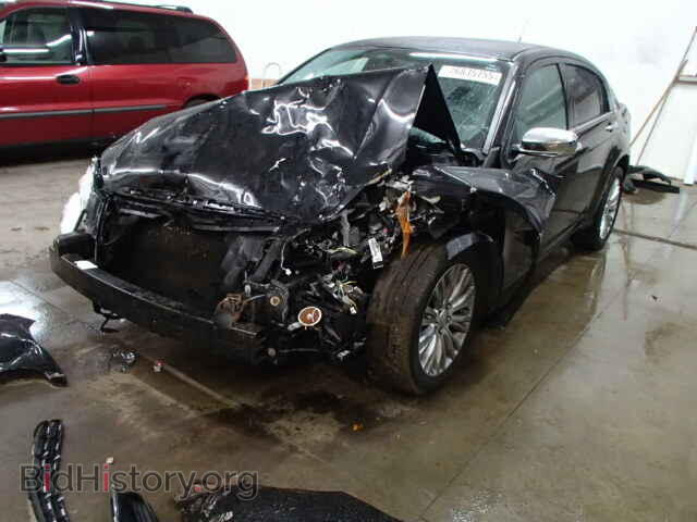 2013 CHRYSLER 200 - VIN: 1C3CCBCG0DN747099 - Фото 2