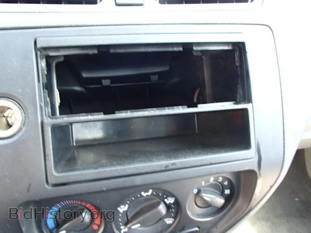2005 FORD FOCUS - VIN: 1FAFP34N35W276597 - Фото 9