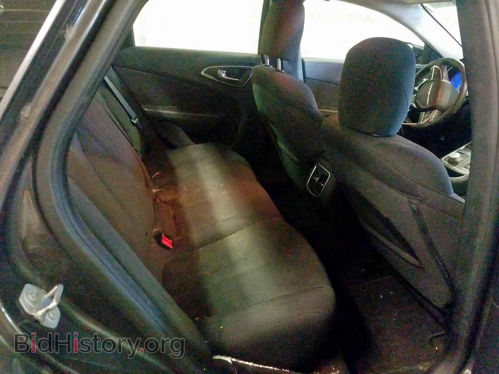 2016 CHRYSLER 200 - VIN: 1C3CCCAB8GN115727 - Фото 6