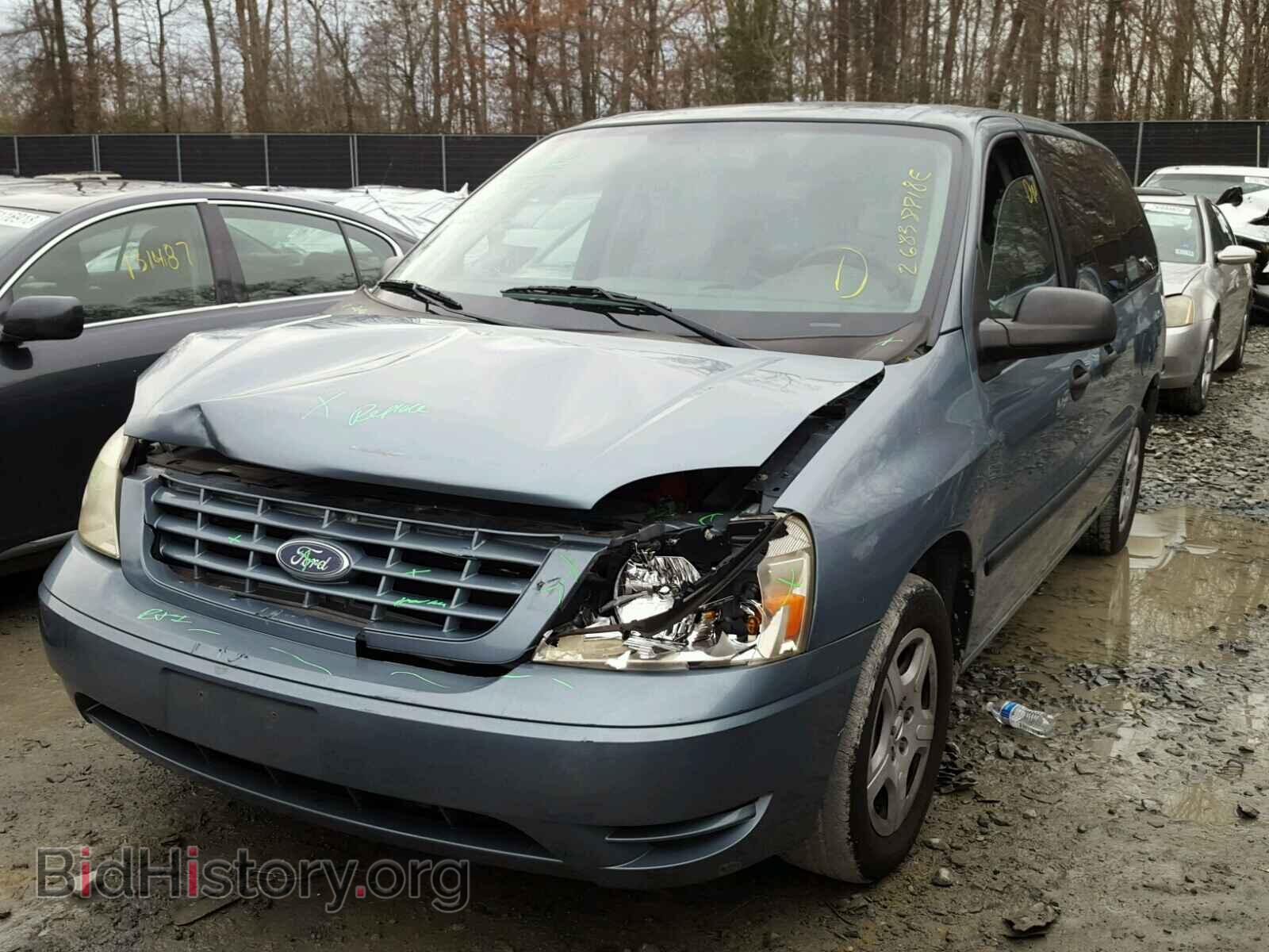 2005 FORD FREESTAR - VIN: 2FMDA50605BA34165 - Фото 2