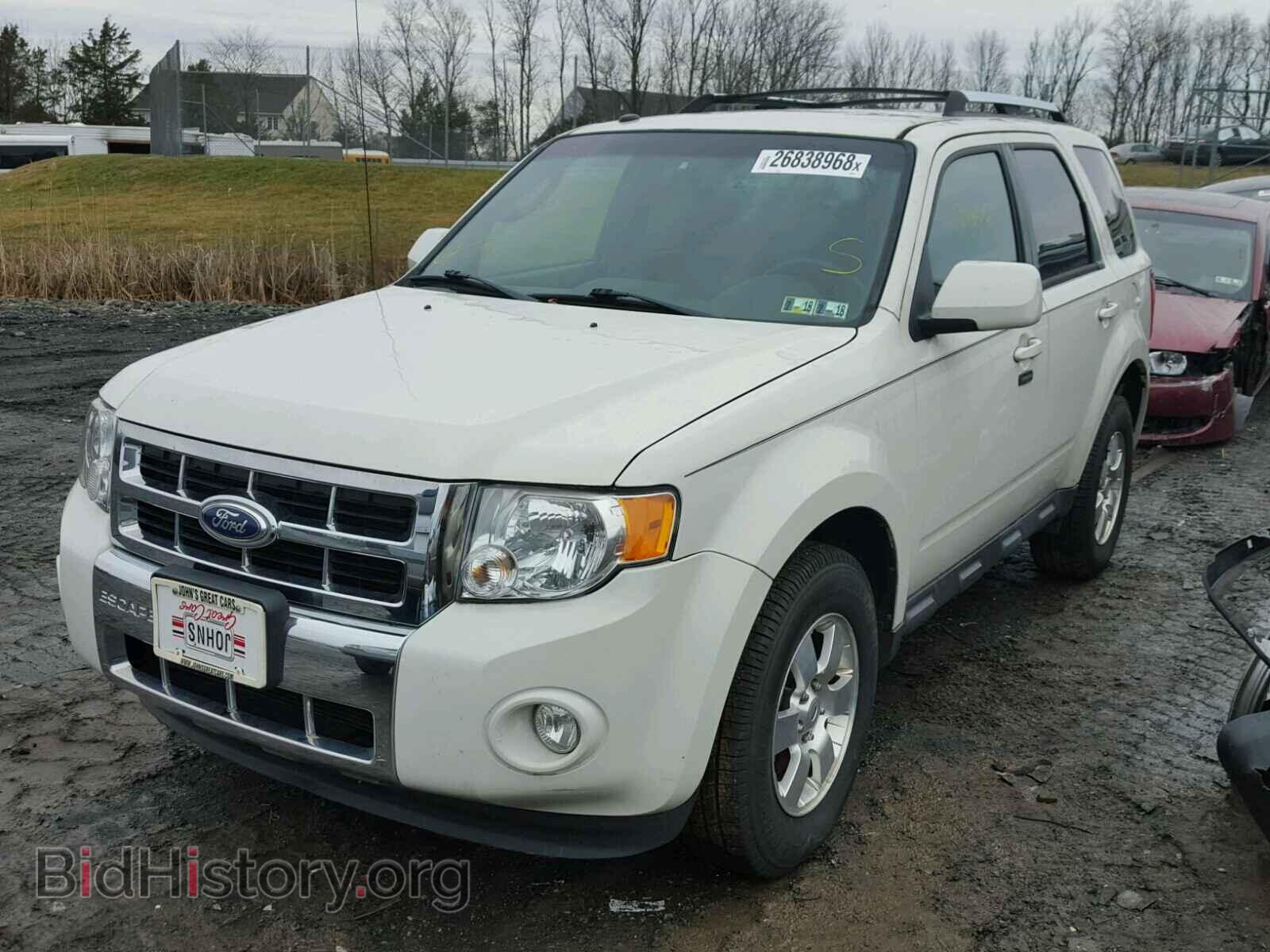2011 FORD ESCAPE - VIN: 1FMCU9E79BKB28560 - Photo 2
