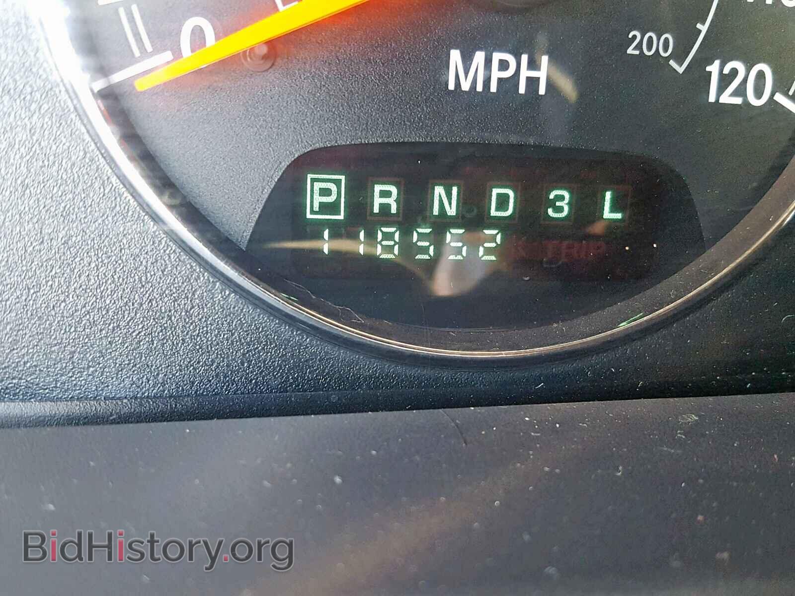 2004 CHRYSLER SEBRING - VIN: 1C3EL45X74N244669 - Фото 8