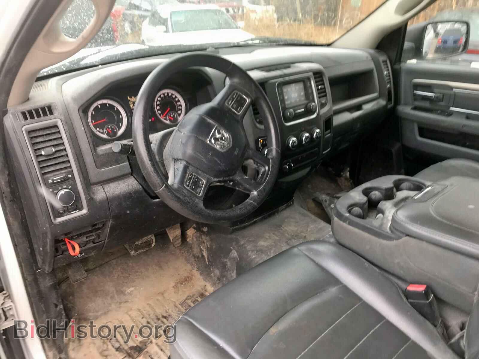 2014 RAM 1500 ST - VIN: 3C6JR6DG3EG121703 - Фото 9