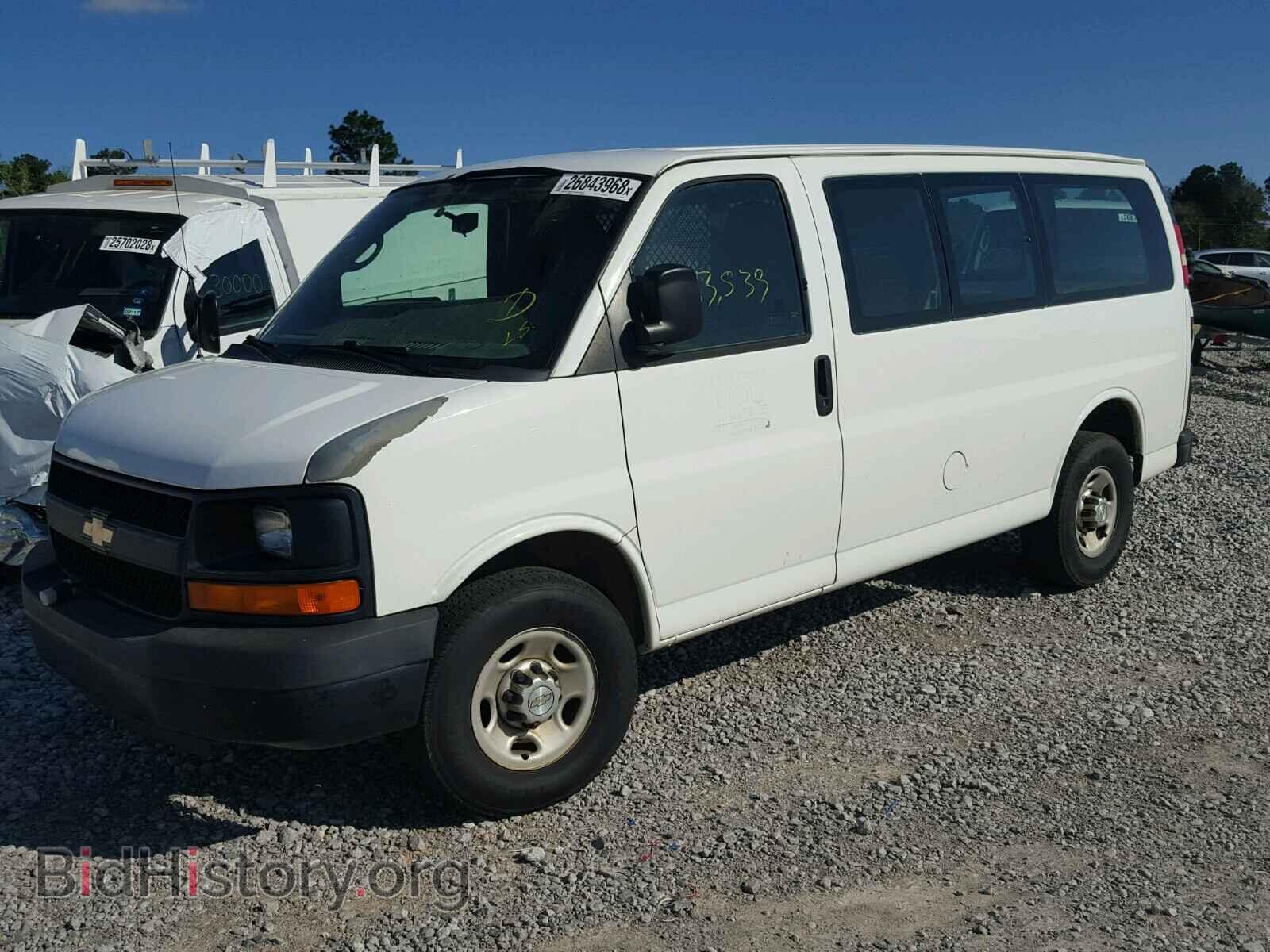 2010 CHEVROLET EXPRESS - VIN: 1GCZGFBG1A1122376 - Фото 2