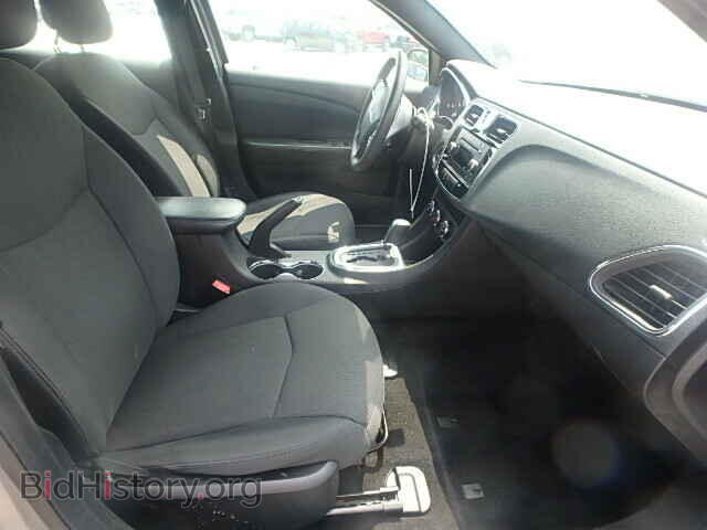 2013 CHRYSLER 200 - VIN: 1C3CCBAB8DN568574 - Photo 5
