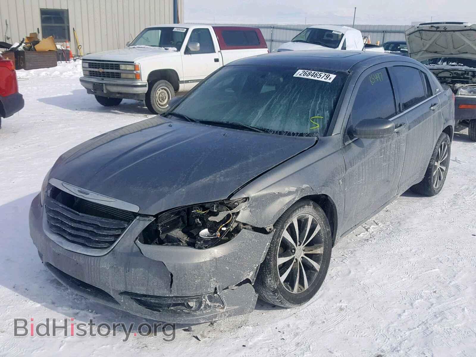 2012 CHRYSLER 200 - VIN: 1C3CCBHG3CN107878 - Фото 2