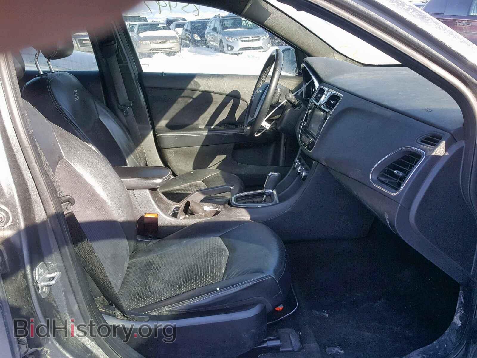 2012 CHRYSLER 200 - VIN: 1C3CCBHG3CN107878 - Фото 5