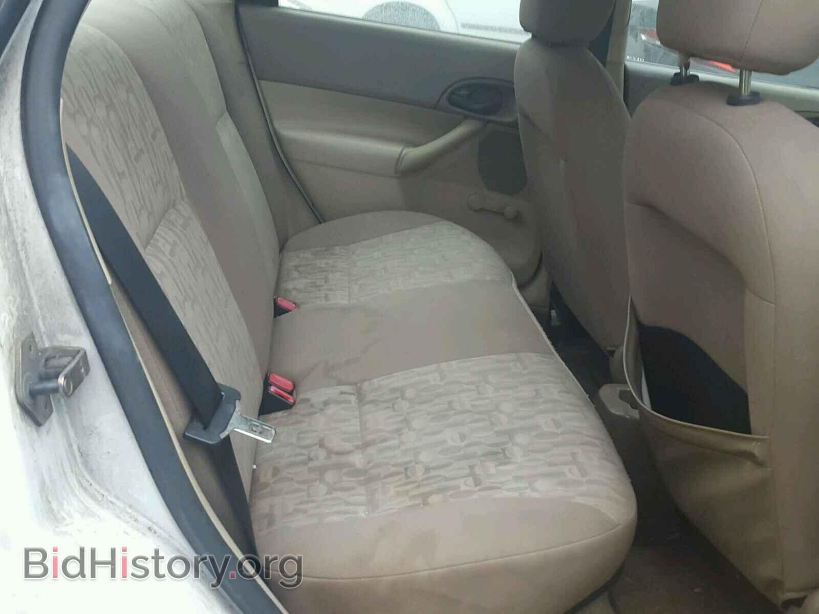 2005 FORD FOCUS - VIN: 1FAFP34N85W129921 - Photo 6