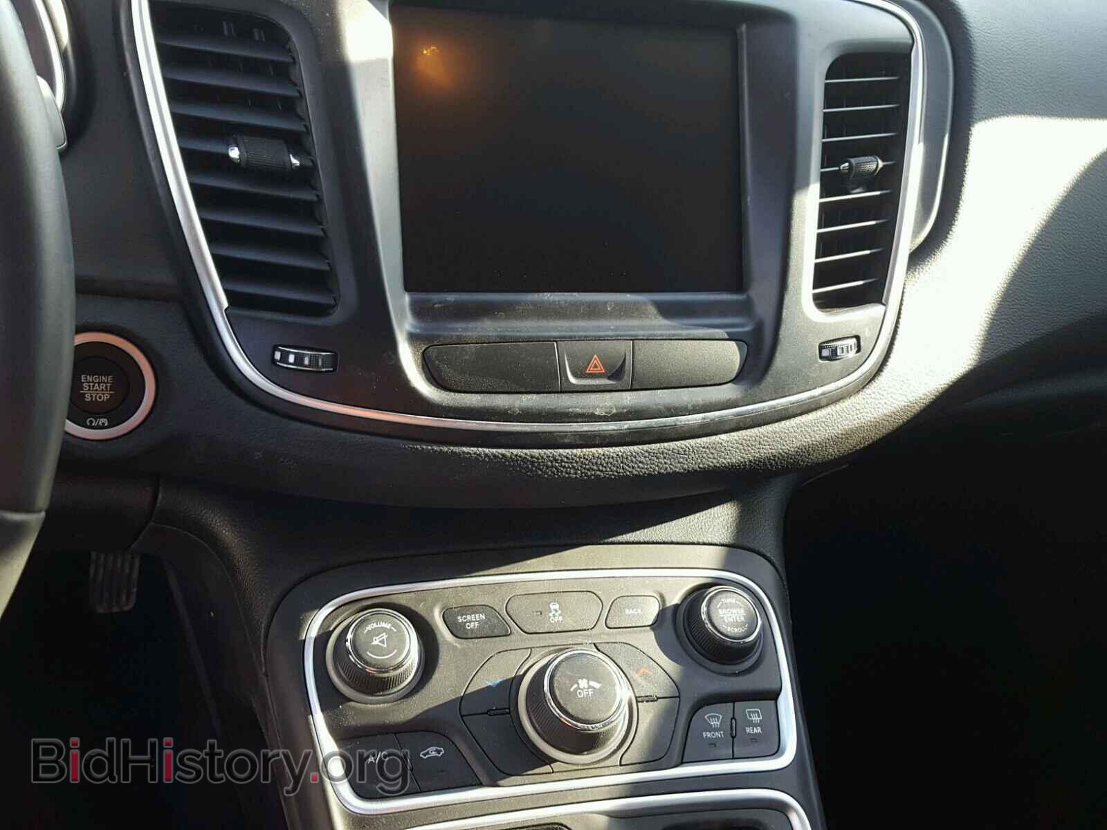 2017 CHRYSLER 200 - VIN: 1C3CCCAB2HN506731 - Фото 9
