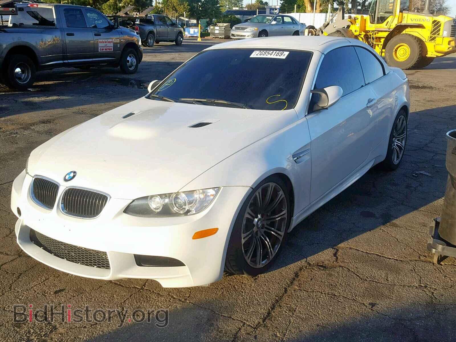 2011 BMW M3 - VIN: WBSDX9C51BE584304 - Фото 2