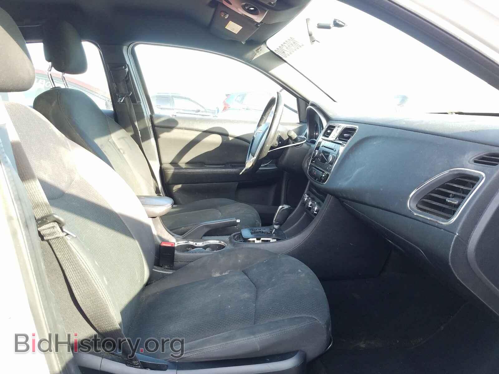 2011 CHRYSLER 200 - VIN: 1C3BC1FB0BN500992 - Фото 5